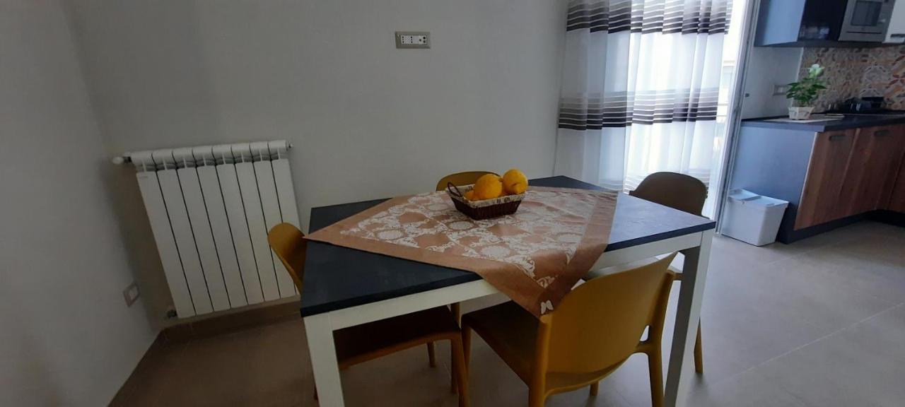 Vesuvius' Lovely Inn Ерколано Екстериор снимка